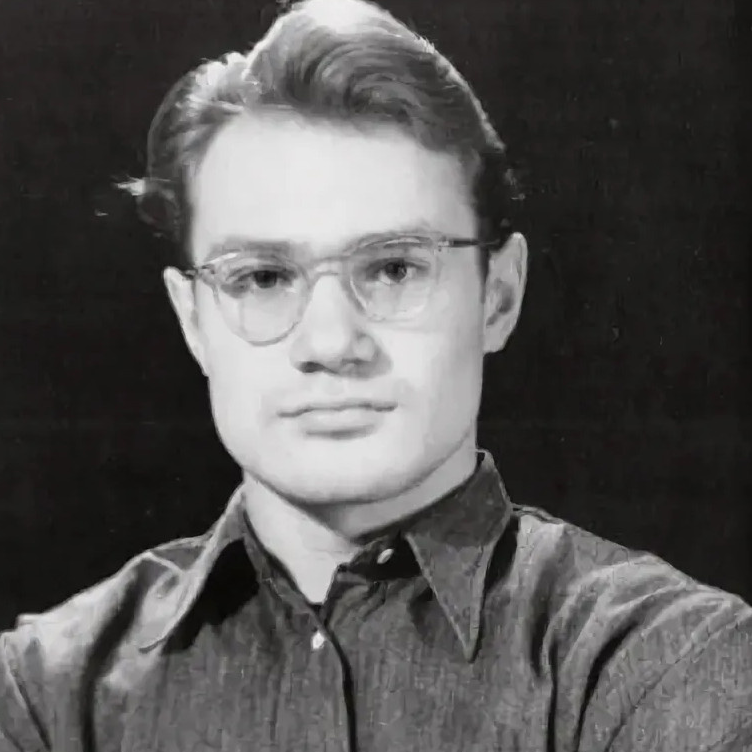 Юрий Шерстнев в молодости