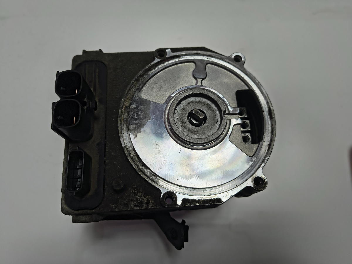 RENAULT 4911 028 45R HPI A5102860