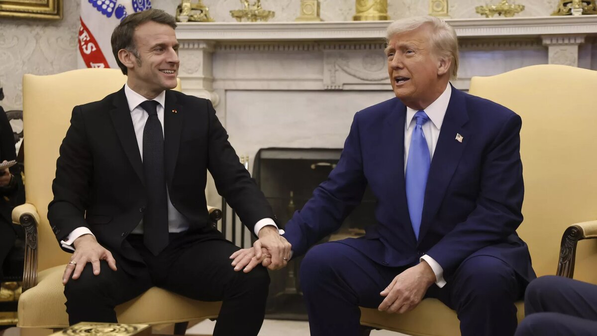 © AP Photo / Pool/Ludovic Marin