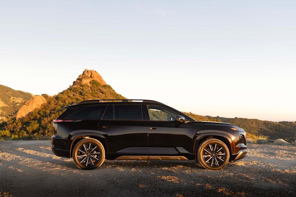 Subaru Getaway в профиль