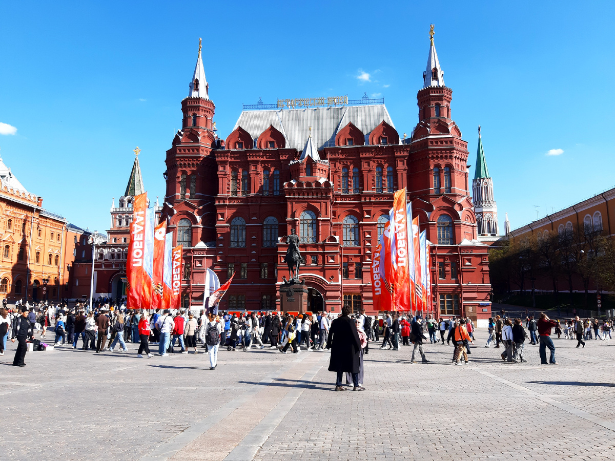 Москва к 9 маю 2026 готова. Прогулка по центру столицы. Манежная площадь.