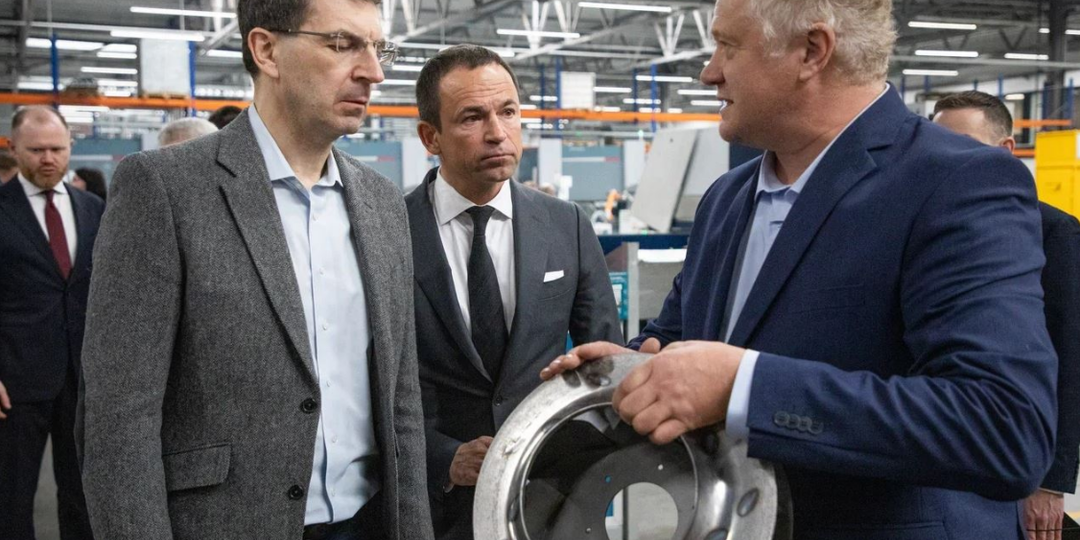 Социально ответственный работодатель: Игорь Щёголев оценил опыт «Русклимата» в Киржаче