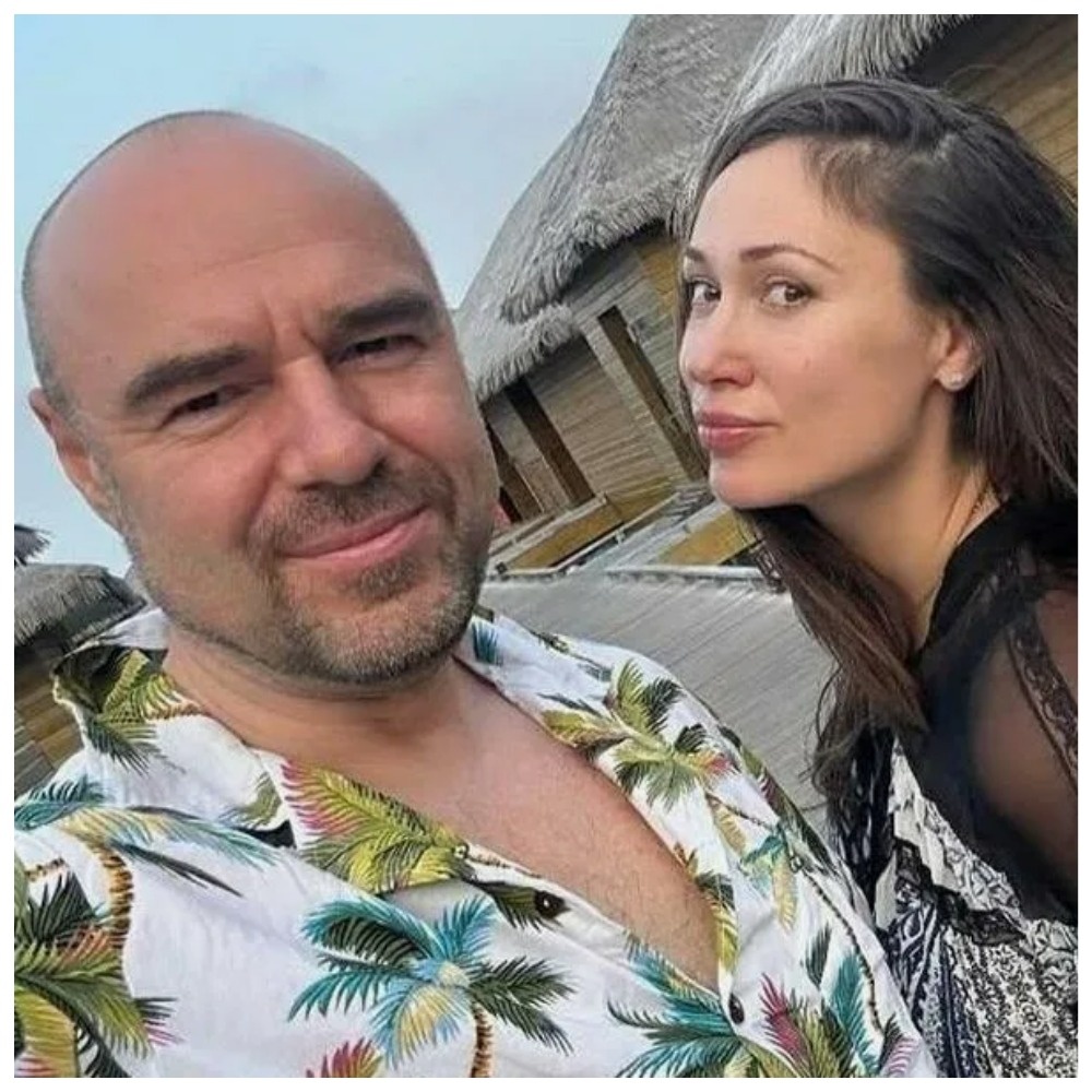 Елена прямо заявила, что счастье с новой женщиной ведет миллиардера к банкротству и обнищанию