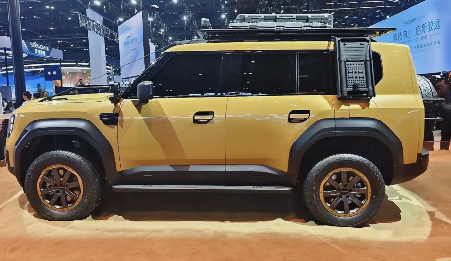 Рамный гибрид GAC Yue 7: китайцы продолжают штамповать клоны Land Rover Defender