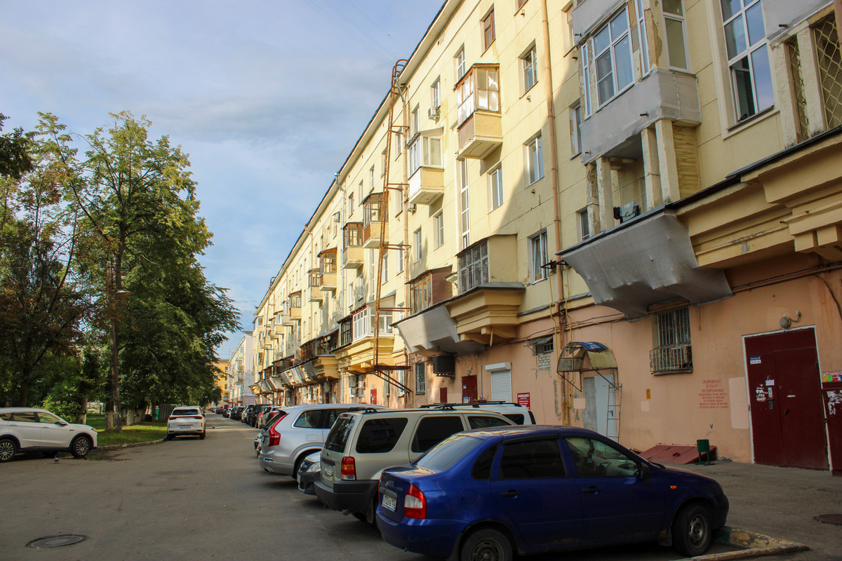 Единственный реальный способ повлиять на нарушителя – это обращение в Госавтоинспекцию.  Фото: Фото: ФедералПресс / Ксения Кобалия