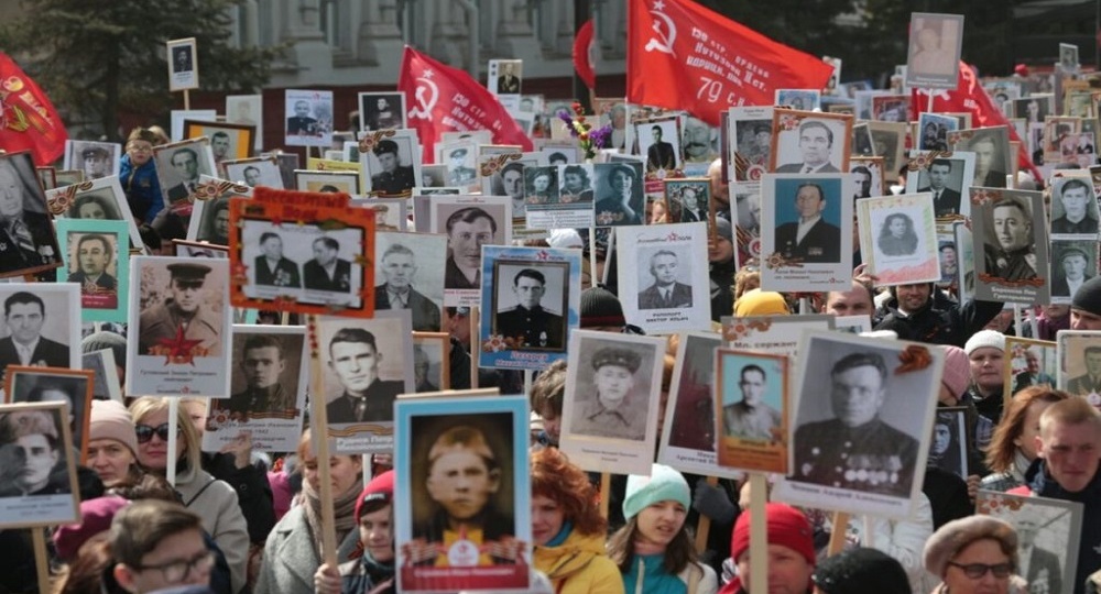 Красноярцам бесплатно распечатают фотографии родственников для акции «Бессмертный полк»