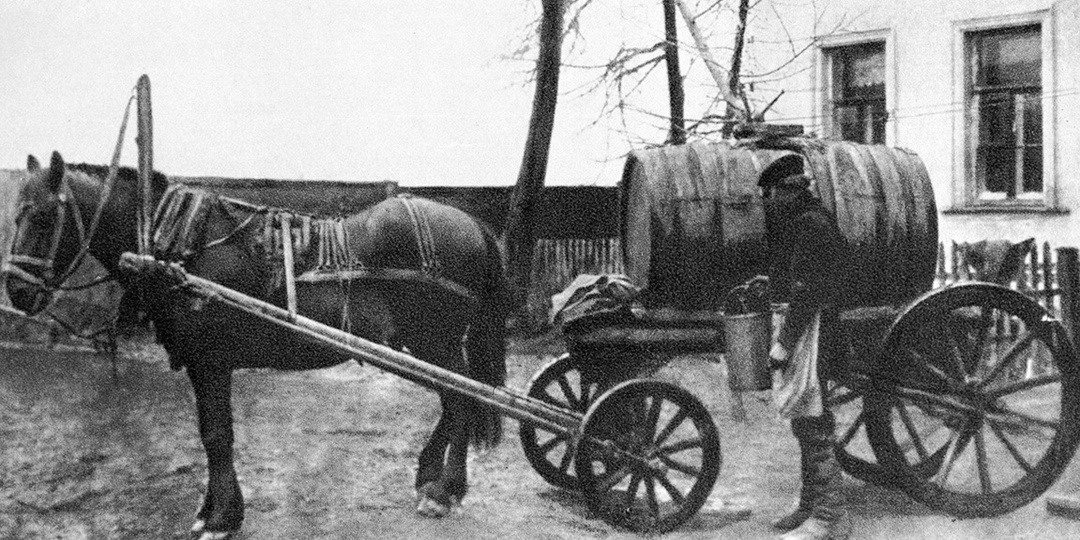 «На обиженных воду возят»: истинный смысл привычной фразы