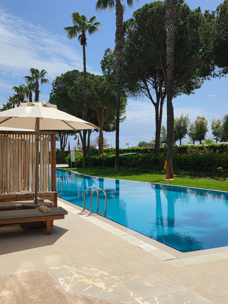 По галерее в моем телефоне именно так и можно подумать