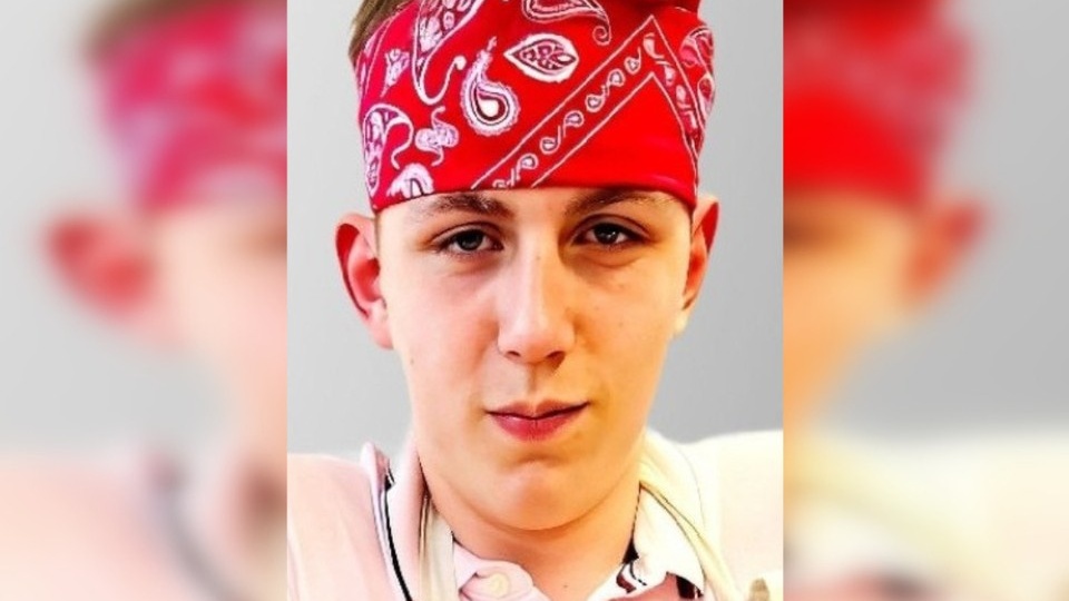Без вести пропавшего 15-летнего подростка ищут в Петербурге вторую неделю