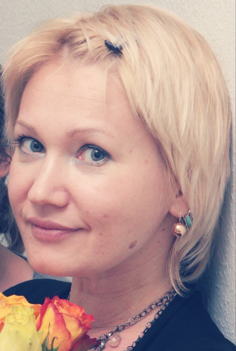Такой я приехала в Питер. 40 лет. Газета "Смена". Фото Славы Акимова