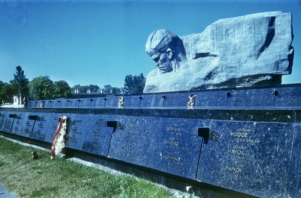 Брестская крепость. 1976 год. Источник