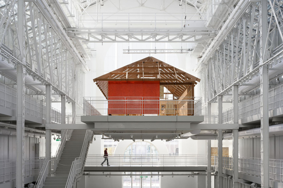    Экспозиция выставки «Хадзар мечты»