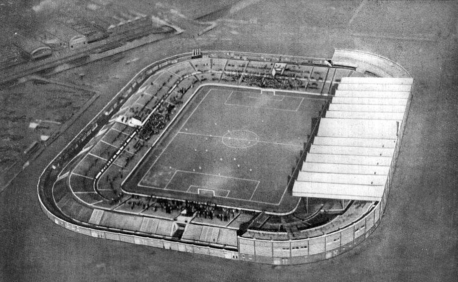 Old Trafford в 1920-е годы — стадион, переживший войну, банкротство и бомбёжку