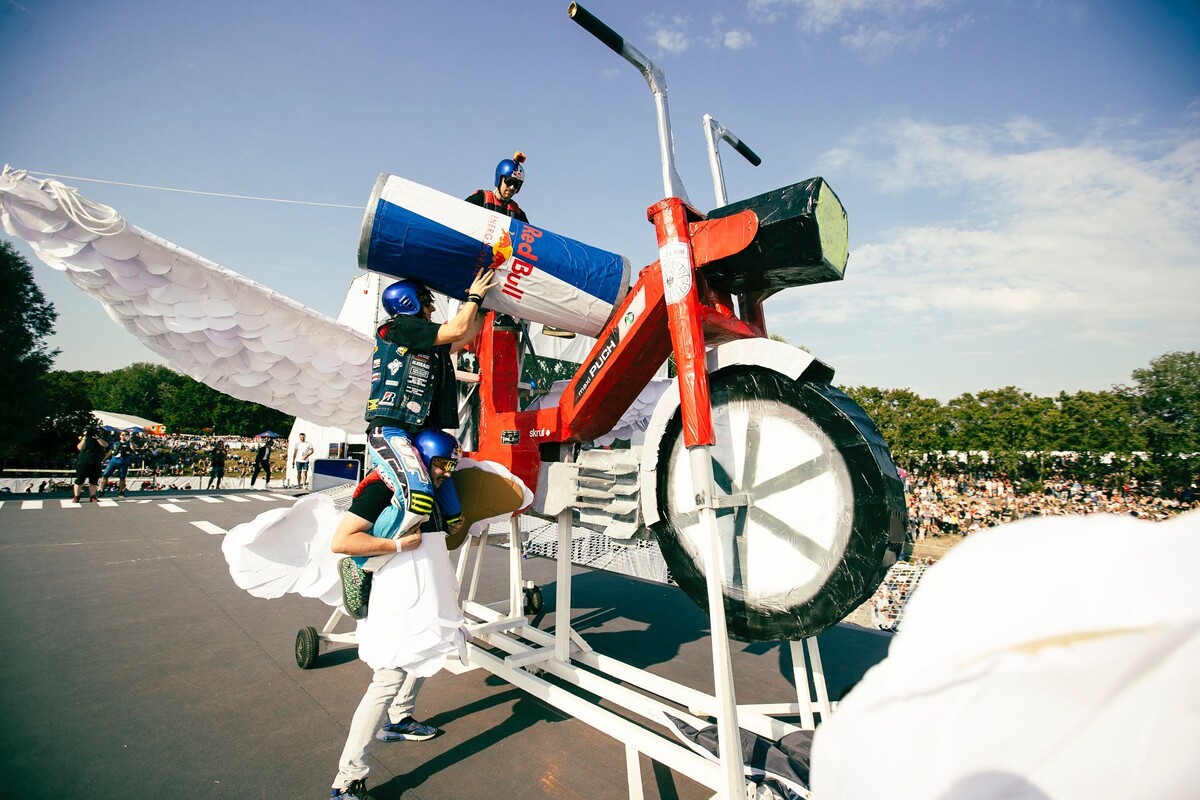    Red Bull Flugtag