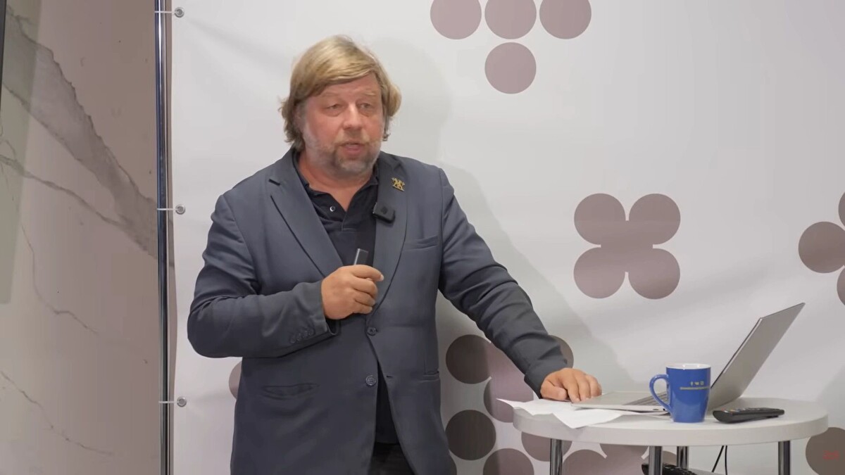    Кадр видео канала ScienceVideoLab/www.youtube.com/watch?v=sj9OVzSggjs