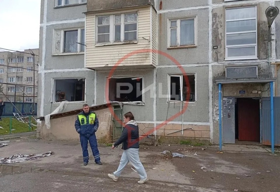    В панельной пятиэтажке Ермолина произошел взрыв.