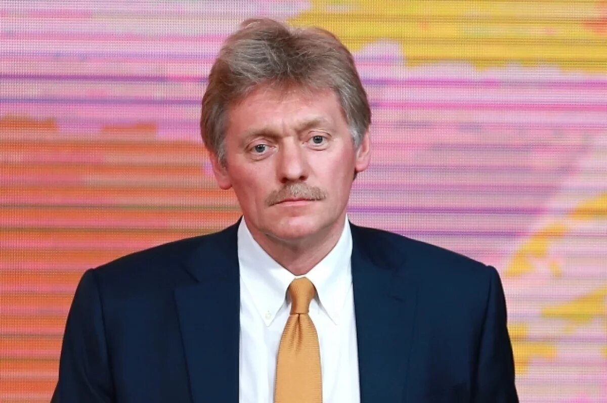    Песков отреагировал на идею Зеленского провести переговоры в Азербайджане