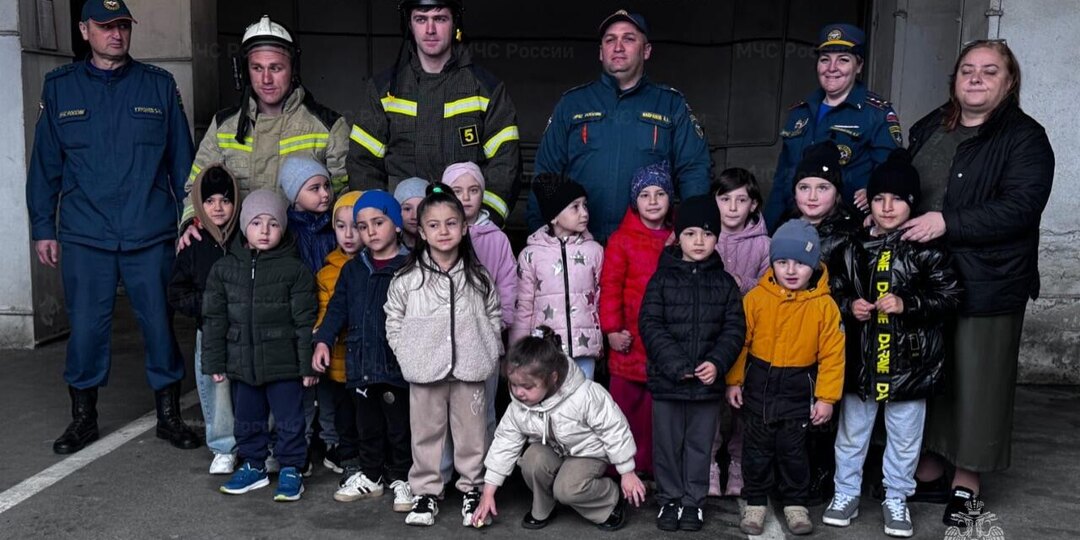 В гостях у настоящих героев: экскурсия в пожарную часть города Алагир