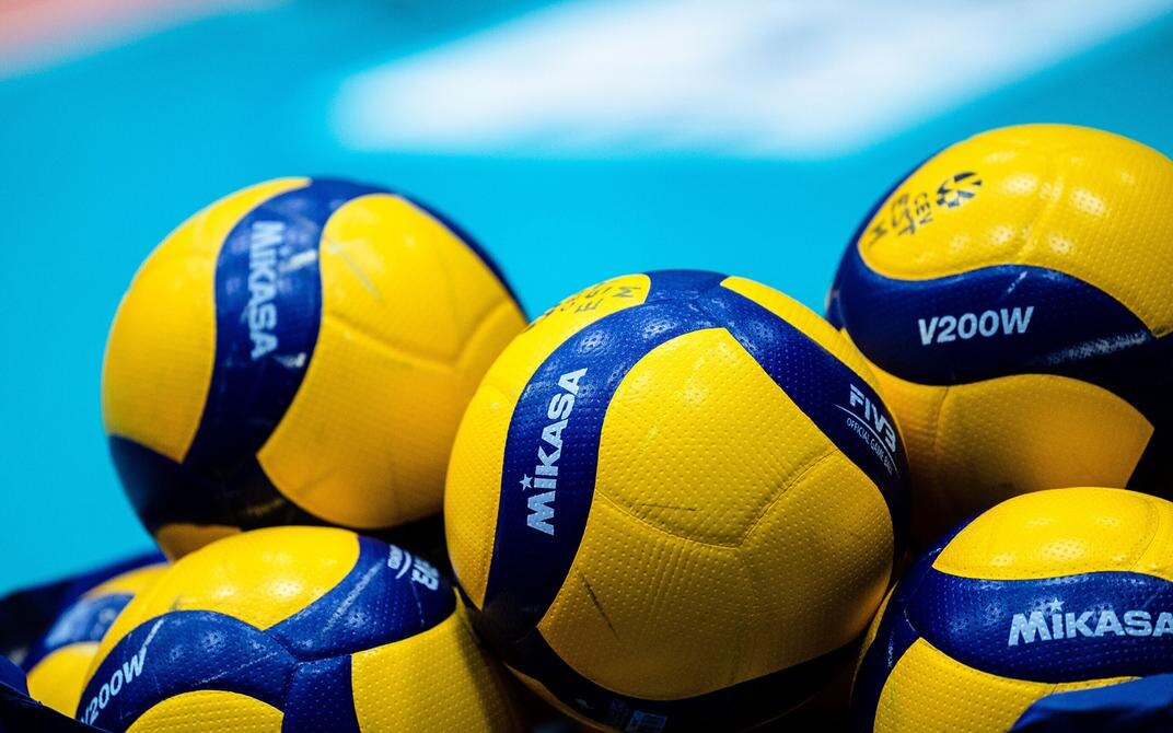     Официальный мяч чемпионата России по волейболу