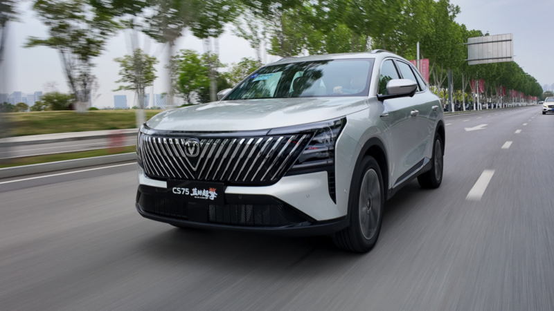 Changan CS75 Plus HEV, вот почему у нас такого нет?