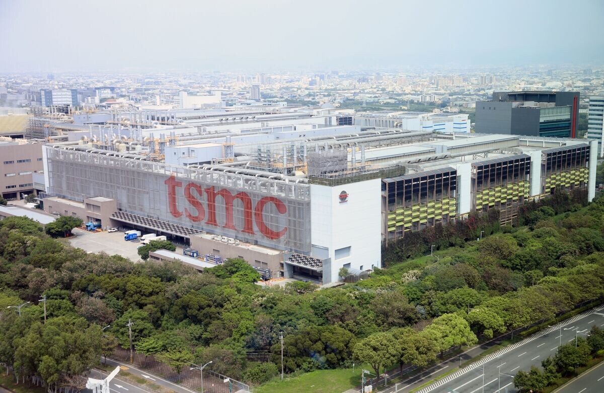 Фото завода TSMC. Источник изображения bloomberg.com