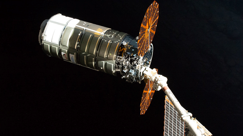 ГКК Cygnus XL NG-24 прибывает на МКС. Фото: nasa.blog.com