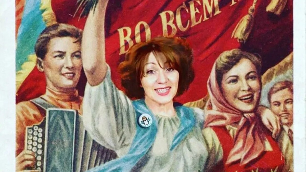 С Первомаем, Дорогие Земляне и Инопланетяне. За открытку благодарность Алесе Чернюк