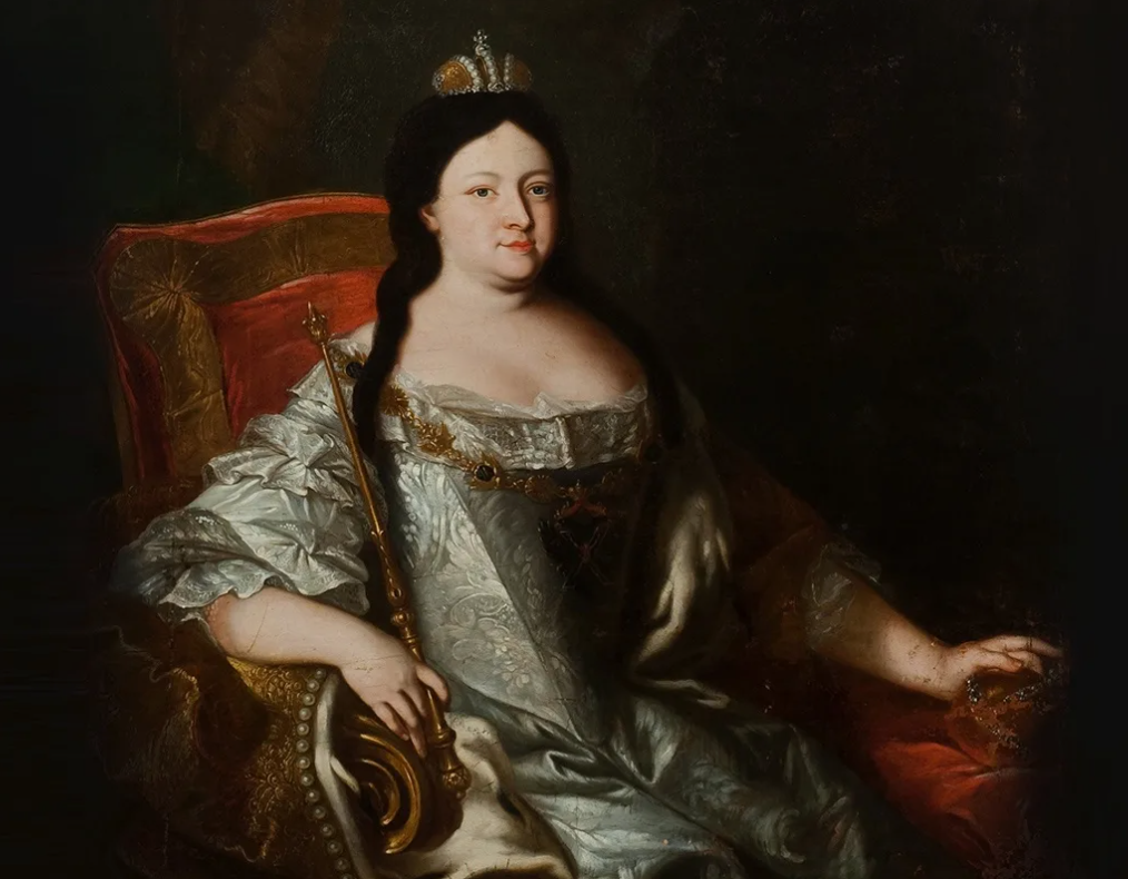 Анна Иоанновна (1693-1740). Источник - https://rg.ru/tag/anna-ioannovna?utm_referrer=https%3A%2F%2Fyandex.ru%2Fimages%2Fsearch%3Fimg_url%3Dhttps%253A%252F%252Fetonechto.com%252Fwp-content%252Fuploads%252F2026%252F01%252Fempress-anna-ioannovna_0f3.webp%26lr%3D5%26pos%3D0%26rpt%3Dsimage%26source%3Dserp%26stype%3Dimage%26text%3D%25D0%2590%25D0%25BD%25D0%25BD%25D0%25B5%2520%25D0%2598%25D0%25BE%25D0%25B0%25D0%25BD%25D0%25BD%25D0%25BE%25D0%25B2%25D0%25BD%25D0%25B5