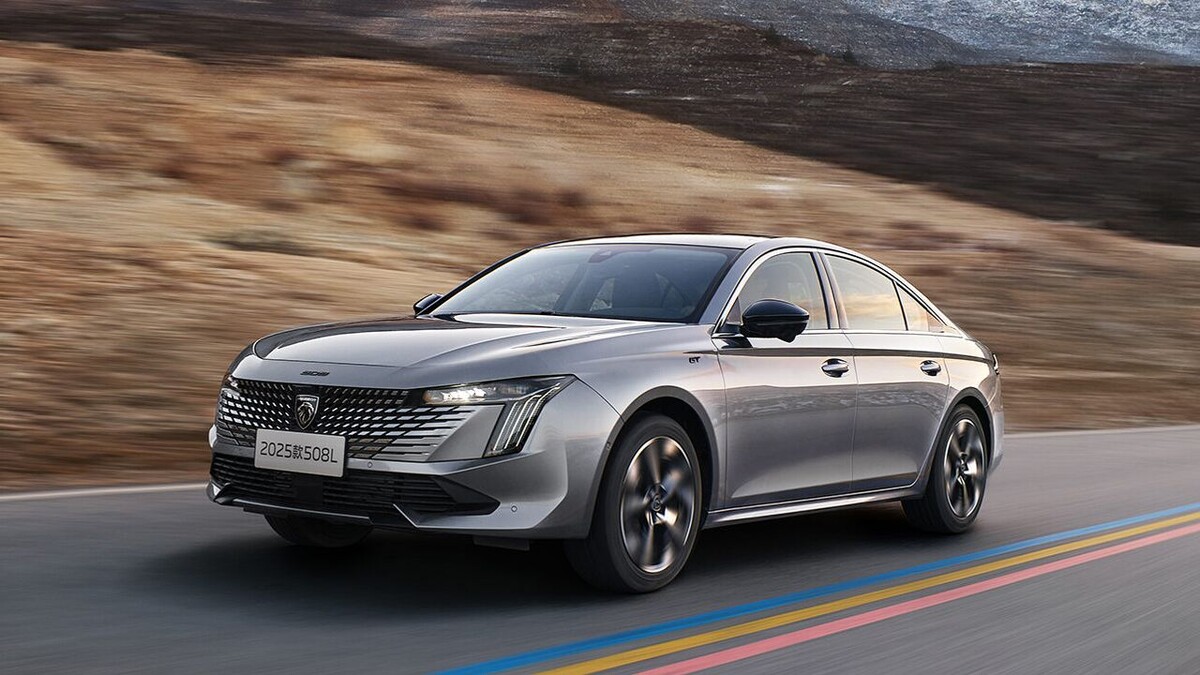    Peugeot 508L. Фото Peugeot