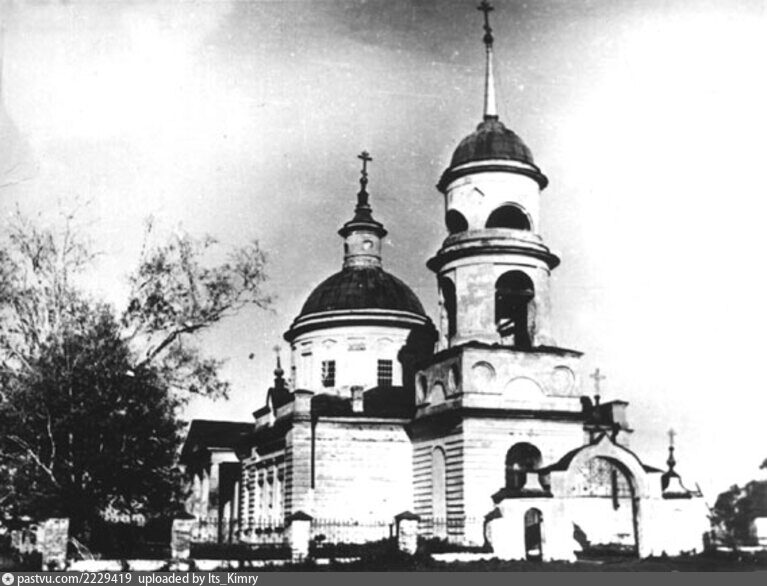 Церковь Николая Чудотворца с сайта https://pastvu.com/p/2229419
1910–1930, https://pastvu.com/p/2528771 