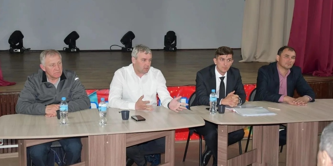 Разница есть: глава Благовещенского округа рассказал, чем отличаются сёла
