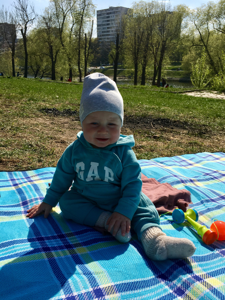 1 мая 2019 года. Максим на пикнике