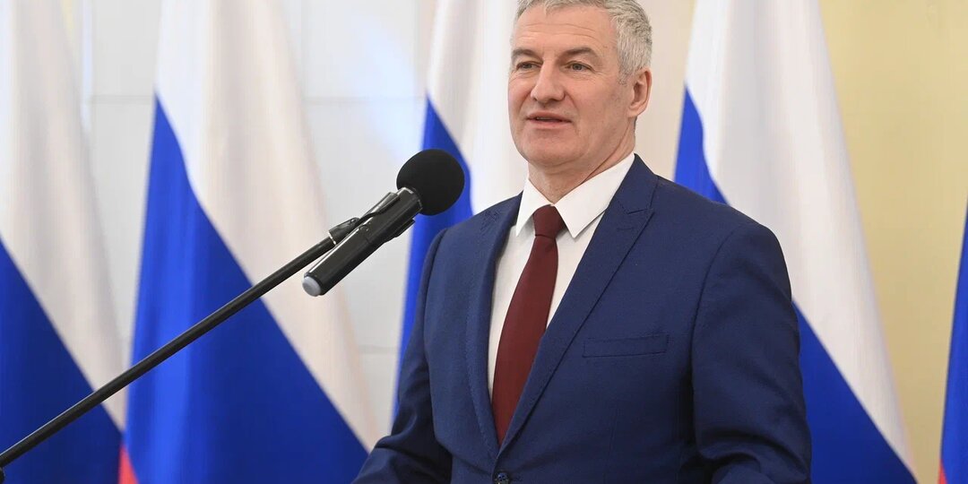 Парфенчиков поздравил жителей Карелии с Днем Весны и Труда