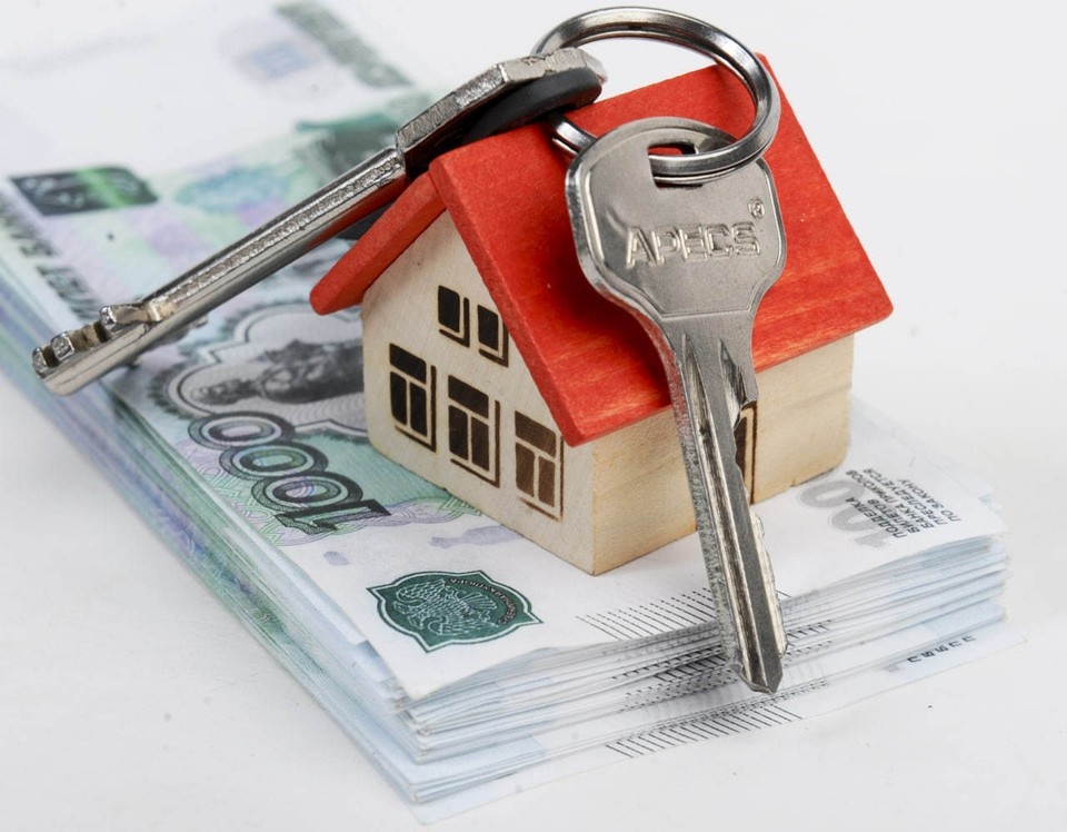    История началась в 2025 году, когда сельчанка продала свою недвижимость, чтобы купить жилье в Оренбурге Иван МАКЕЕВ