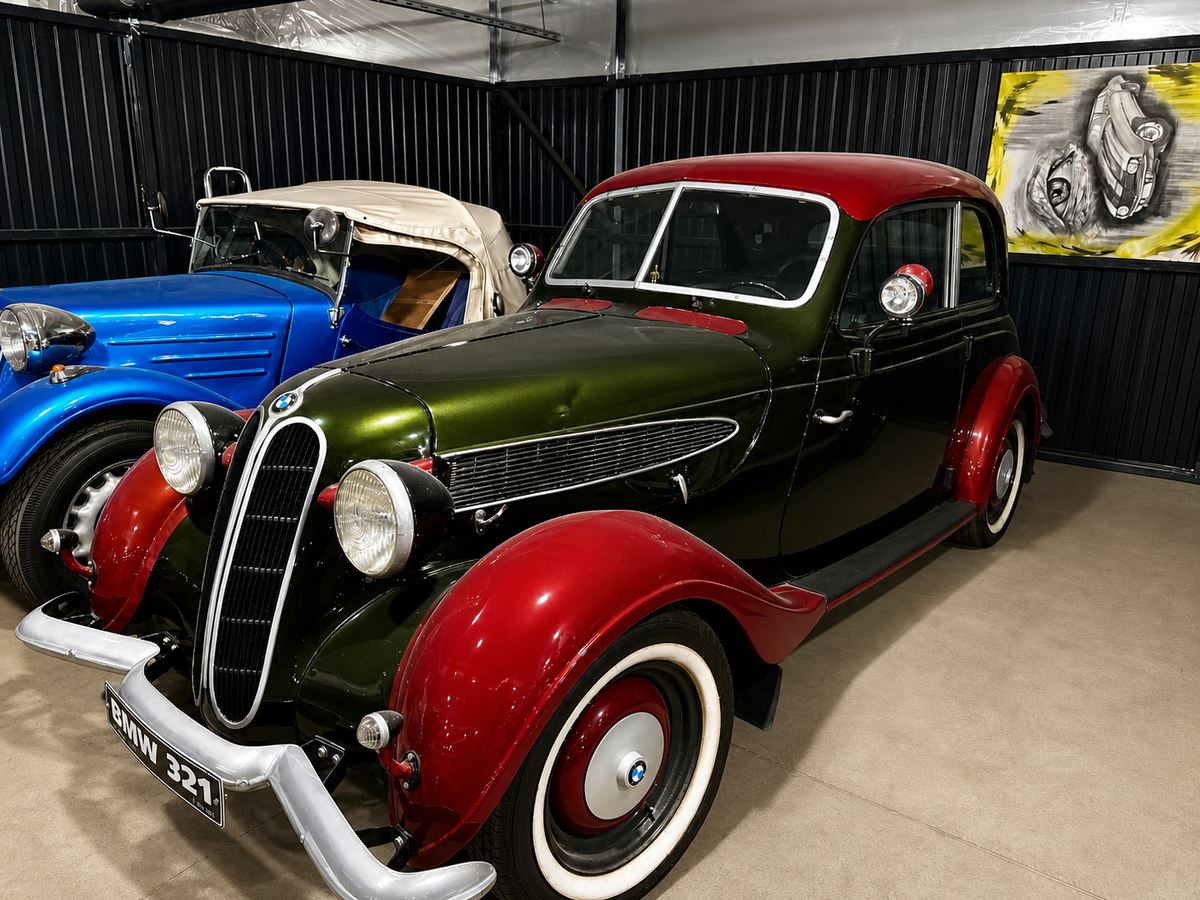 BMW 321, 1937 год (Retro Car Show, г. Санкт-Петербург) - картинка авторская
