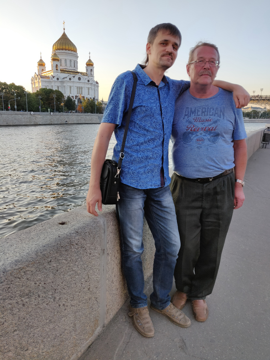 Я со старшим братом
