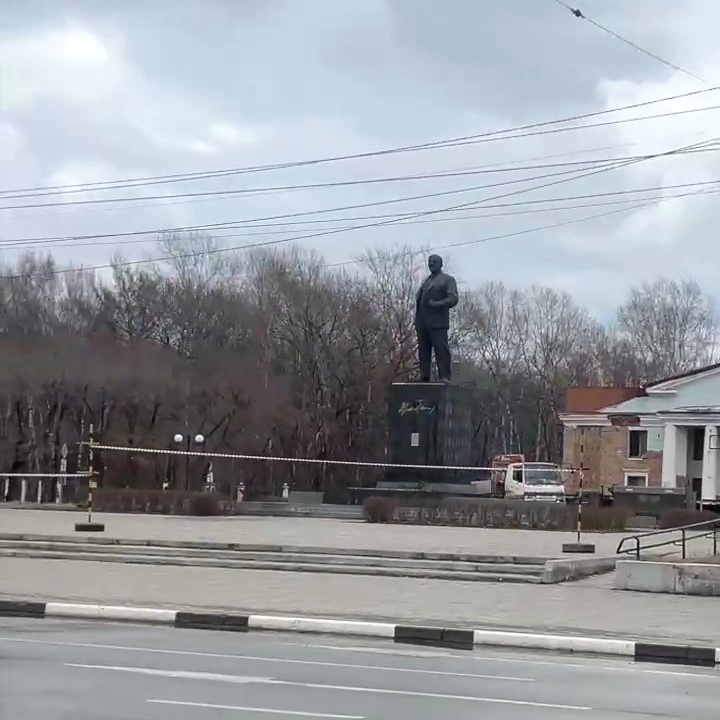 Площадь Ленина в день 1 мая 2026 г. Фото – Комсити (https://vk.com/wall-58816464_231762)