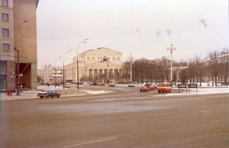 Москва, конец 1970-х годов. Город жил в предвкушении грядущей Олимпиады-80, не подозревая о дерзкой афере