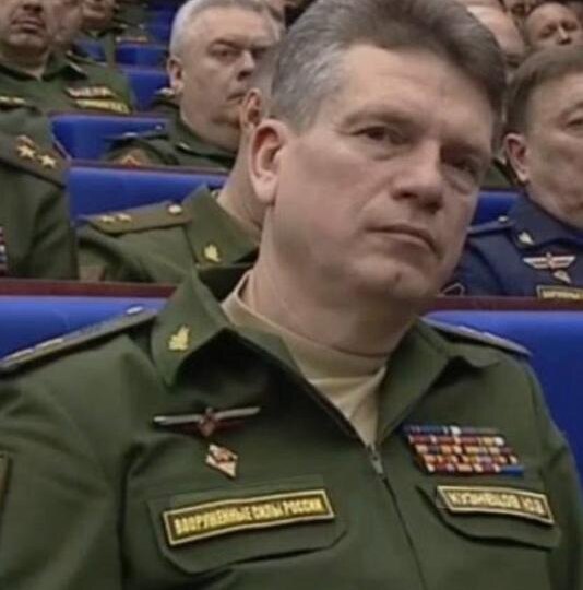 Бывший кадровый руководитель Минобороны обвиняется в получении элитной недвижимости за госконтракты