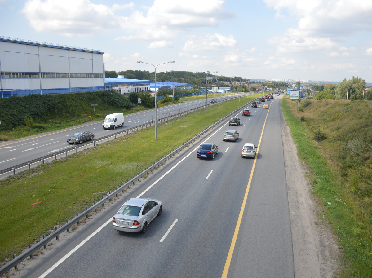М5 в Михайловской Слободе. Впереди Москва. Все фотографии в статье мои