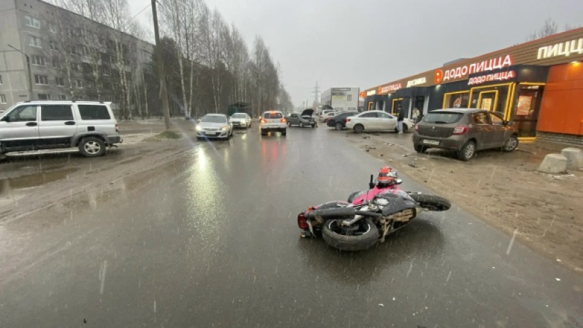    Фото УГИБДД по Коми