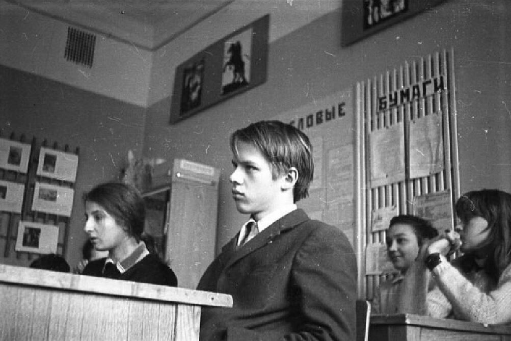 Школьники СССР (иллюстрация из открытых источников)