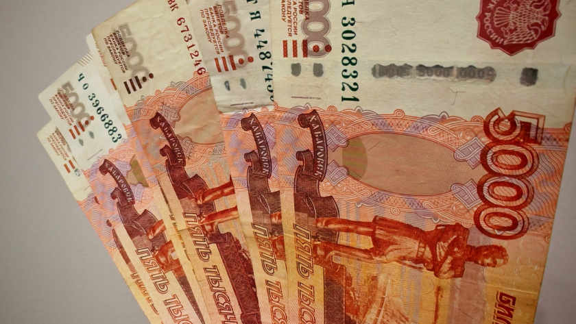 Всегда носите с собой наличку: деньги вернулись в оборот не случайно - вот что задумали банки