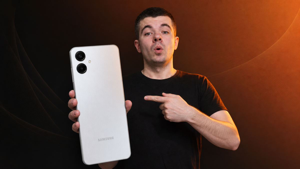 Скоро смартфоны будут таких габаритов :)