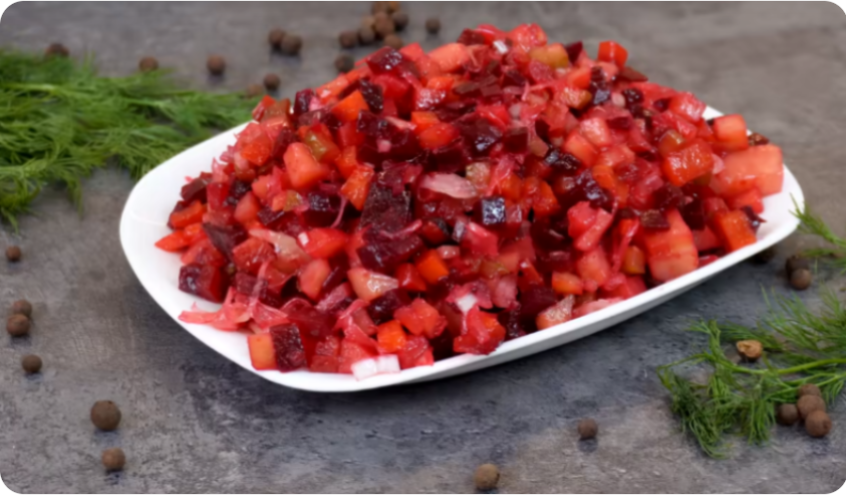 Почему в советских столовых винегрет был вкуснее? Эта заправка заставит полюбить винегрет даже тех, кто его терпеть не может...