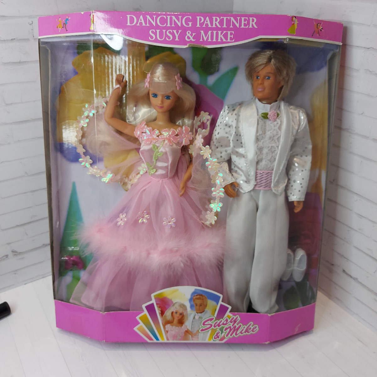 Куколки "Dancing Partner Susy and Mike"
