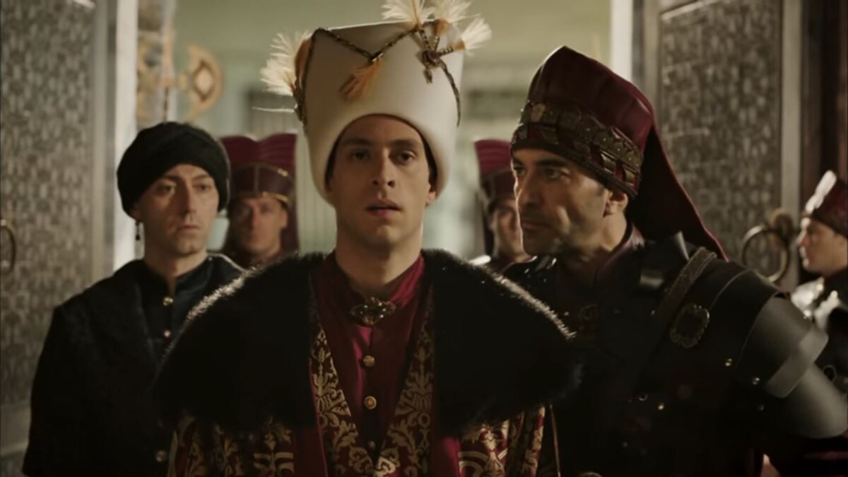 Кадр из сериала "Империя Кесем"