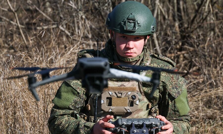 Военные ВСУ сдались в плен российскому БПЛА на славянском направлении