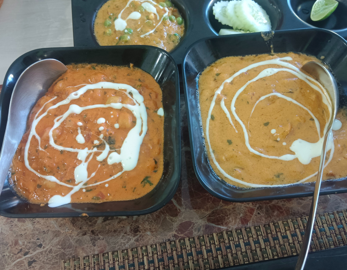2 супа. С томатом и с орехами кешью.