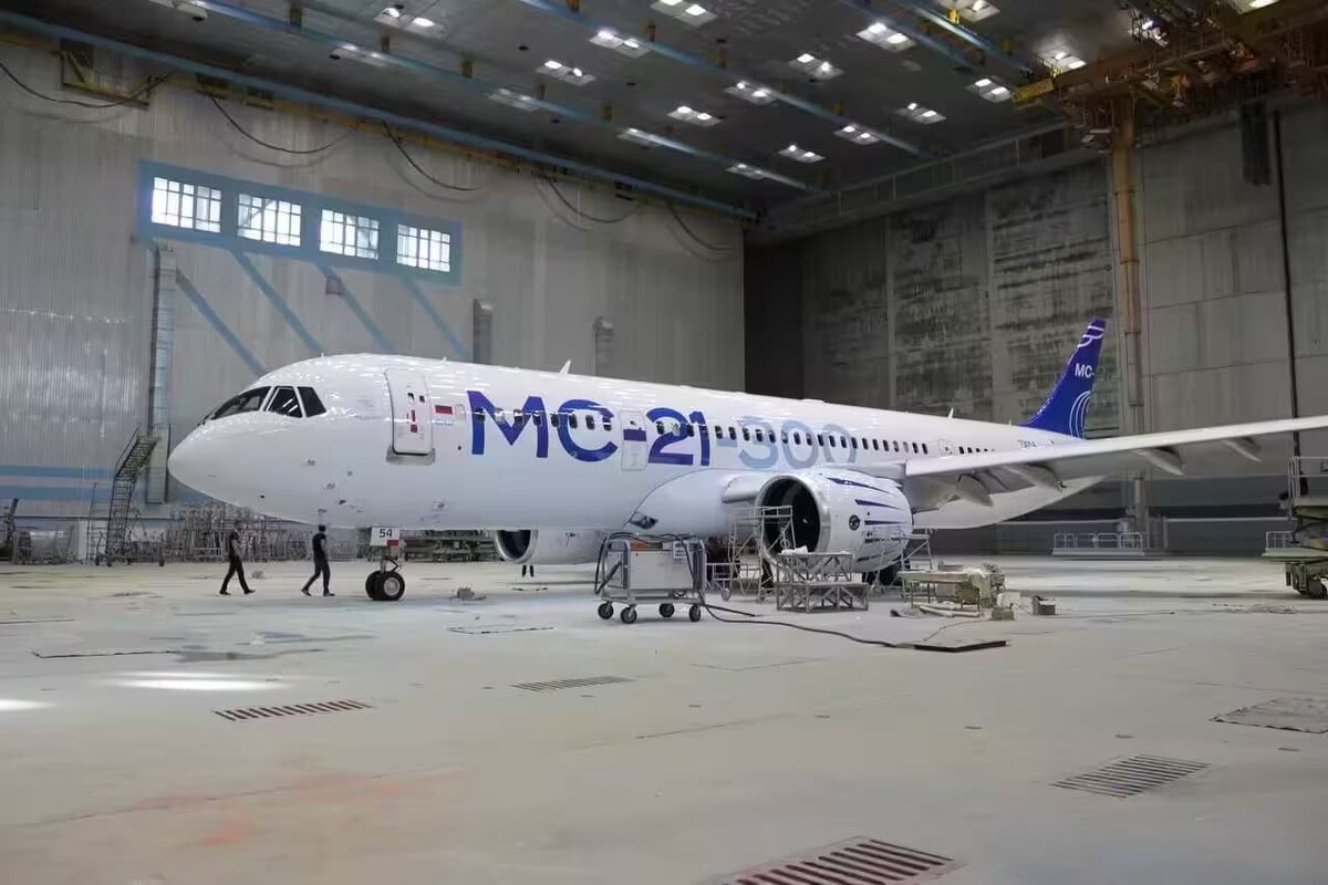    МС-21-300